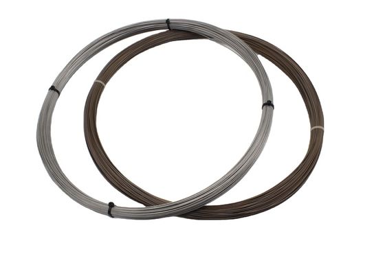 El material utilizado para la elaboración de la fijación es el acero, el acero, el acero inoxidable, el acero inoxidable y el acero inoxidable.